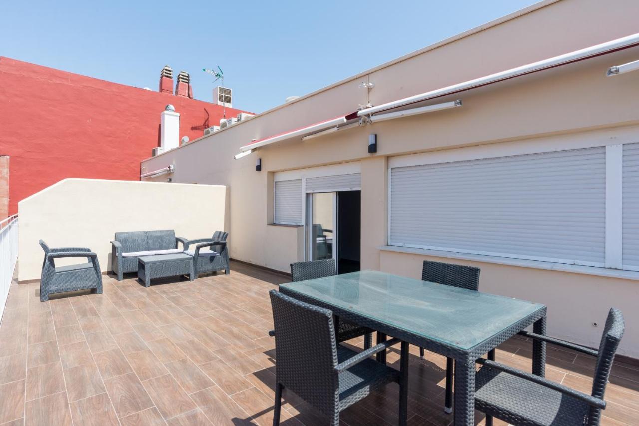 Апартаменты Dobo Malaga Soho Экстерьер фото