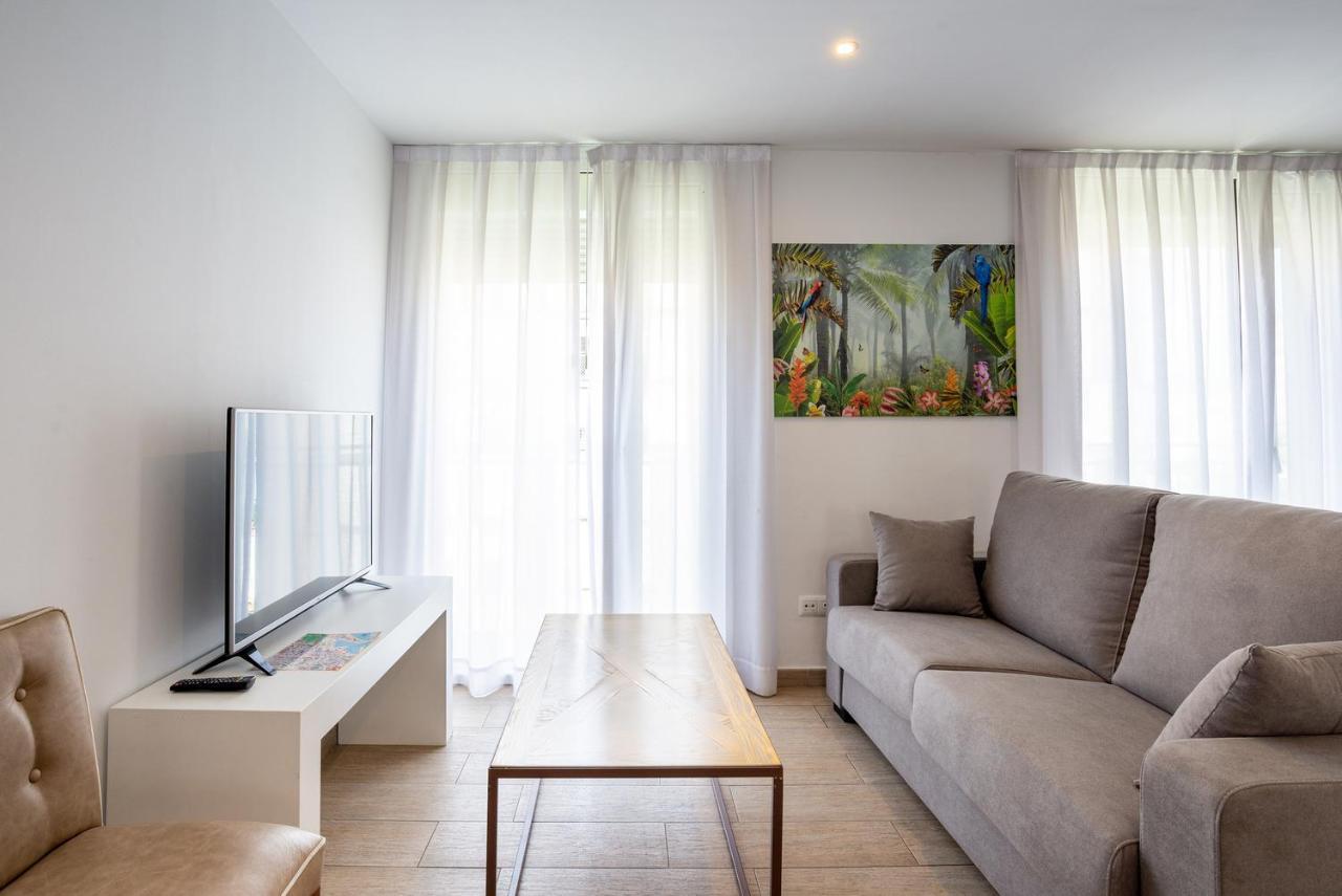 Апартаменты Dobo Malaga Soho Экстерьер фото