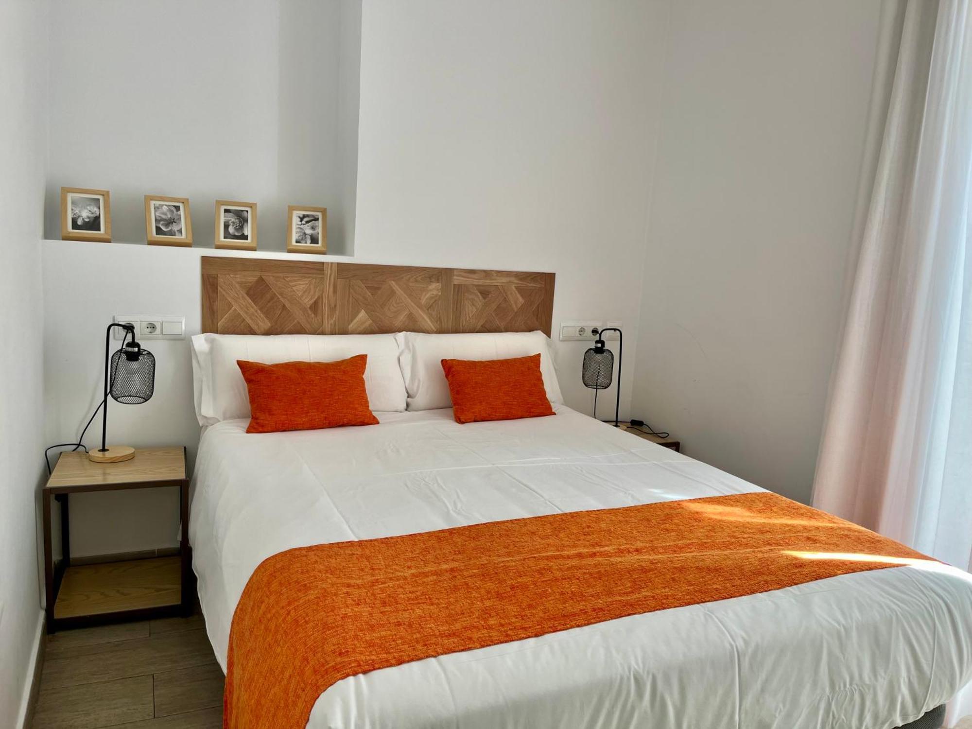 Апартаменты Dobo Malaga Soho Экстерьер фото